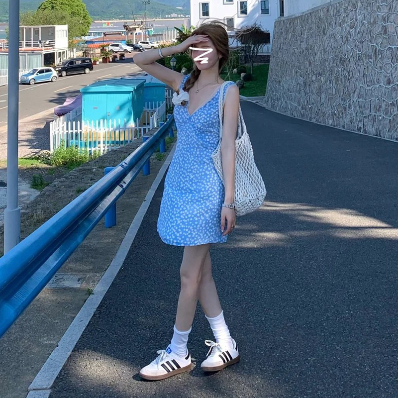 Summer Floral V-neck Dress