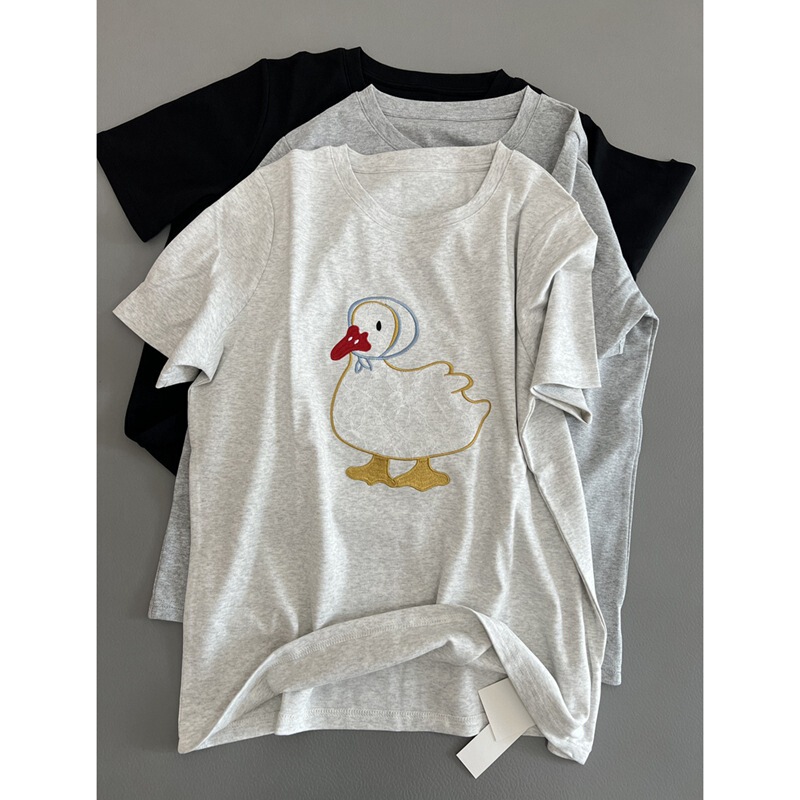 Roar has a sense of atmosphere and value lace duck short sleeve embroidery round neck loose summer new cotton T-shirt casual style women