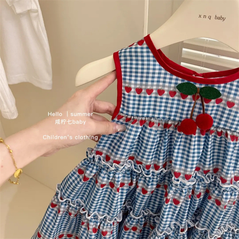 Xianning siete ropa para niños verano nuevo estilo niña dulce azul a cuadros vestido sin mangas falda chaleco de cereza de bebé femenino