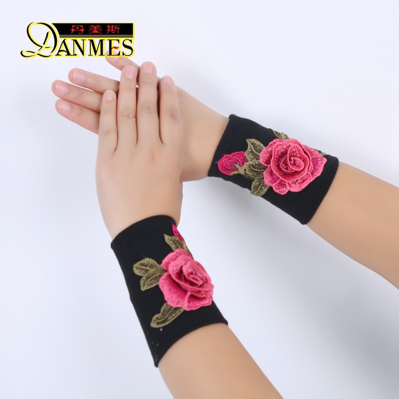 Autumn ethnic travel wristband