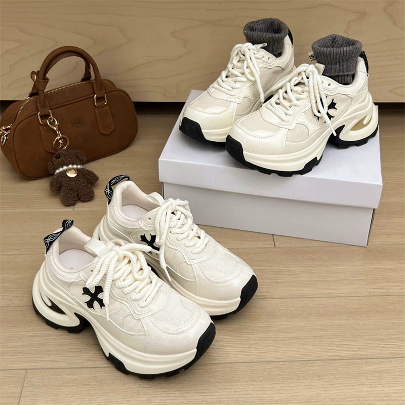 Кросс-флора толстая подошва, высота роботы, dad shoes для женщин, 2025 весна, новый универсальный повседневный мягкая кожаная сетка дышащие спортивные туфли