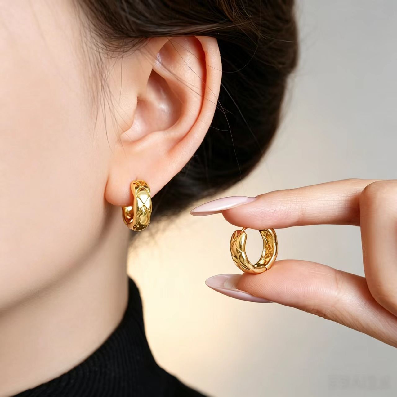 Aretes retrógrados de diamante transfronterizos nicho de diseño de aretes de alto nivel lujoso ligero aretes de aretes de metal buckle