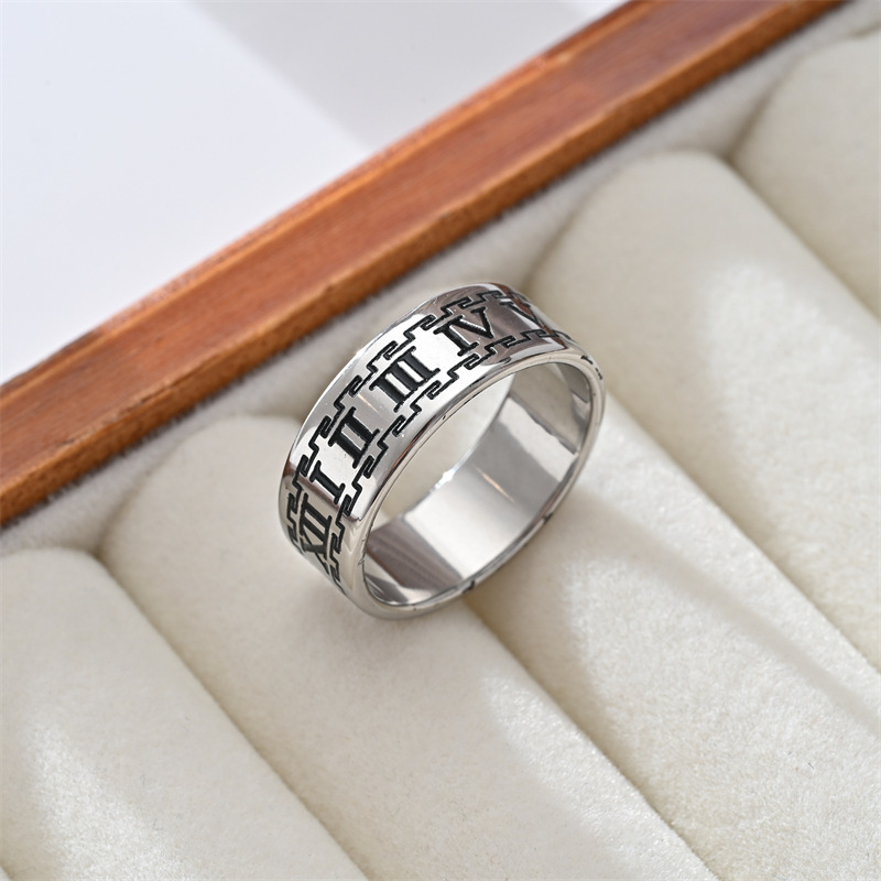Hip-Hop Vintage Style Cross Checkered Titanium Steel Men's Rings Men Band Rings display picture 2