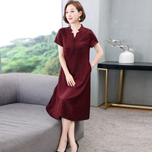 妈妈装夏季新款连衣裙中老年女装大码真丝桑蚕丝V领修身显高裙子