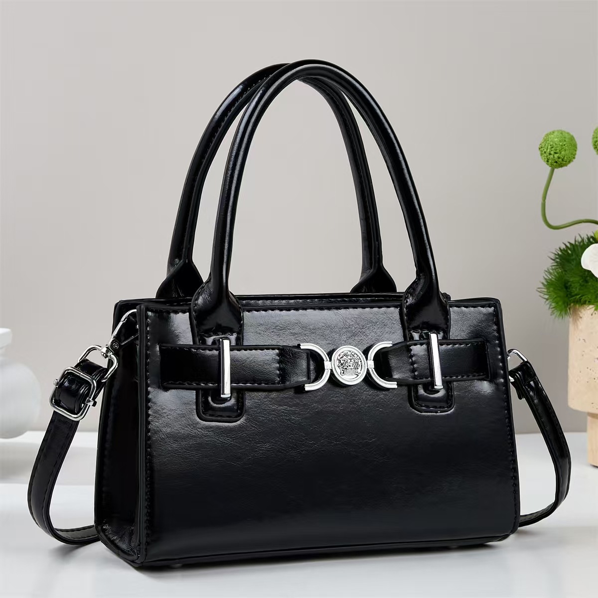 Temperamento sensación de mochila 2025, nueva atmósfera de moda, bolsas de hombro, bolsas transfronterizas casuales, versátiles