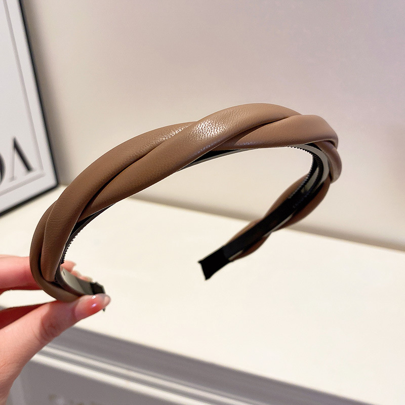 Solid Color Pattern Fashion Solid Color Pu Leather Cloth Handmade Inlay Artificial Gemstones Hair Band 1 Piece