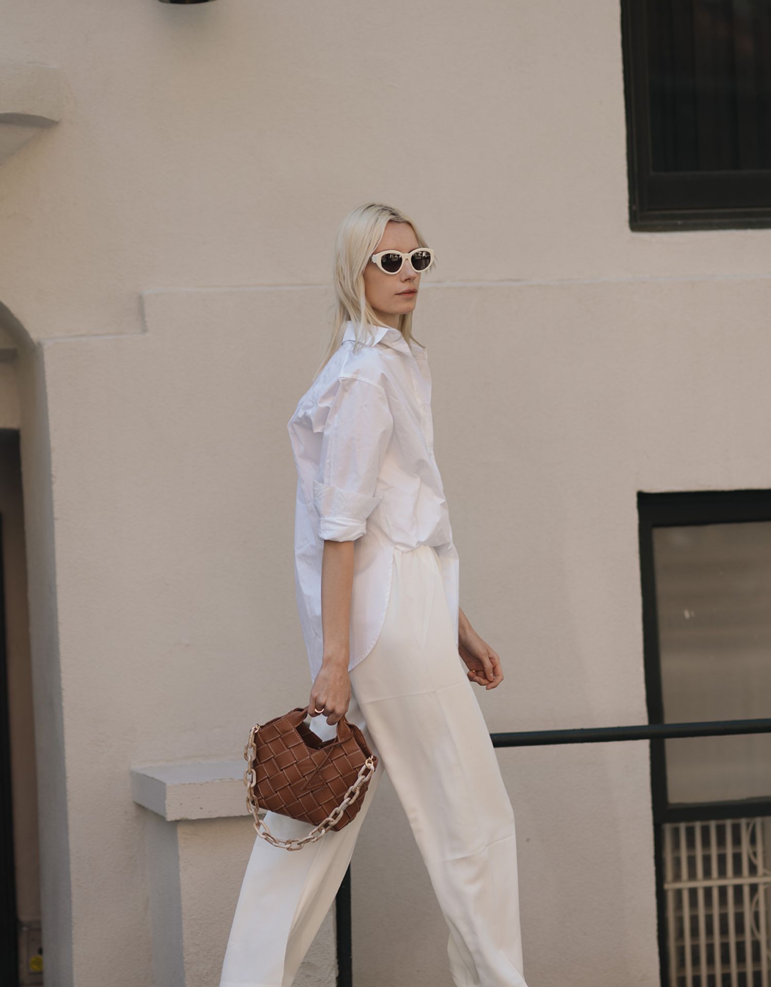 Sitio web oficial de los Estados Unidos verafied Baotou Leather Weaving Pack Europa y los Estados Unidos marca de lujo ligero bolso de mujer de hombro único