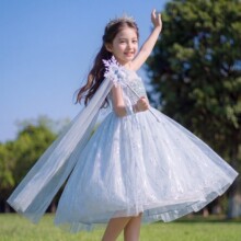 ���Q��Ůͯ��ѩ�澉��ɯ����ȹ�����Y�h���Y�������Lȹ�W��ȹ��һ