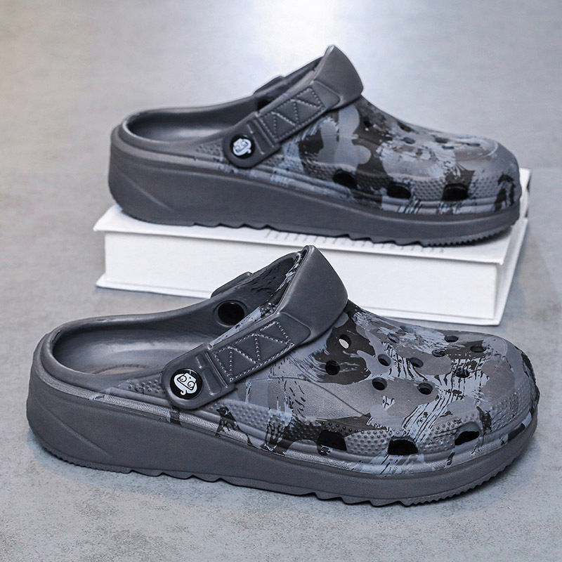 Nuevas zapatillas de verano de tamaño grande zapatillas al aire libre agujero zapatillas para usar sandalias caseras de estilo coreano de tendencia de playa