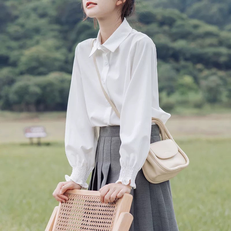 화이트 프렌치 2024 긴 소매 셔츠 아카데미 달콤한 새로운 디자인 센스 니쉬 셔츠 탑