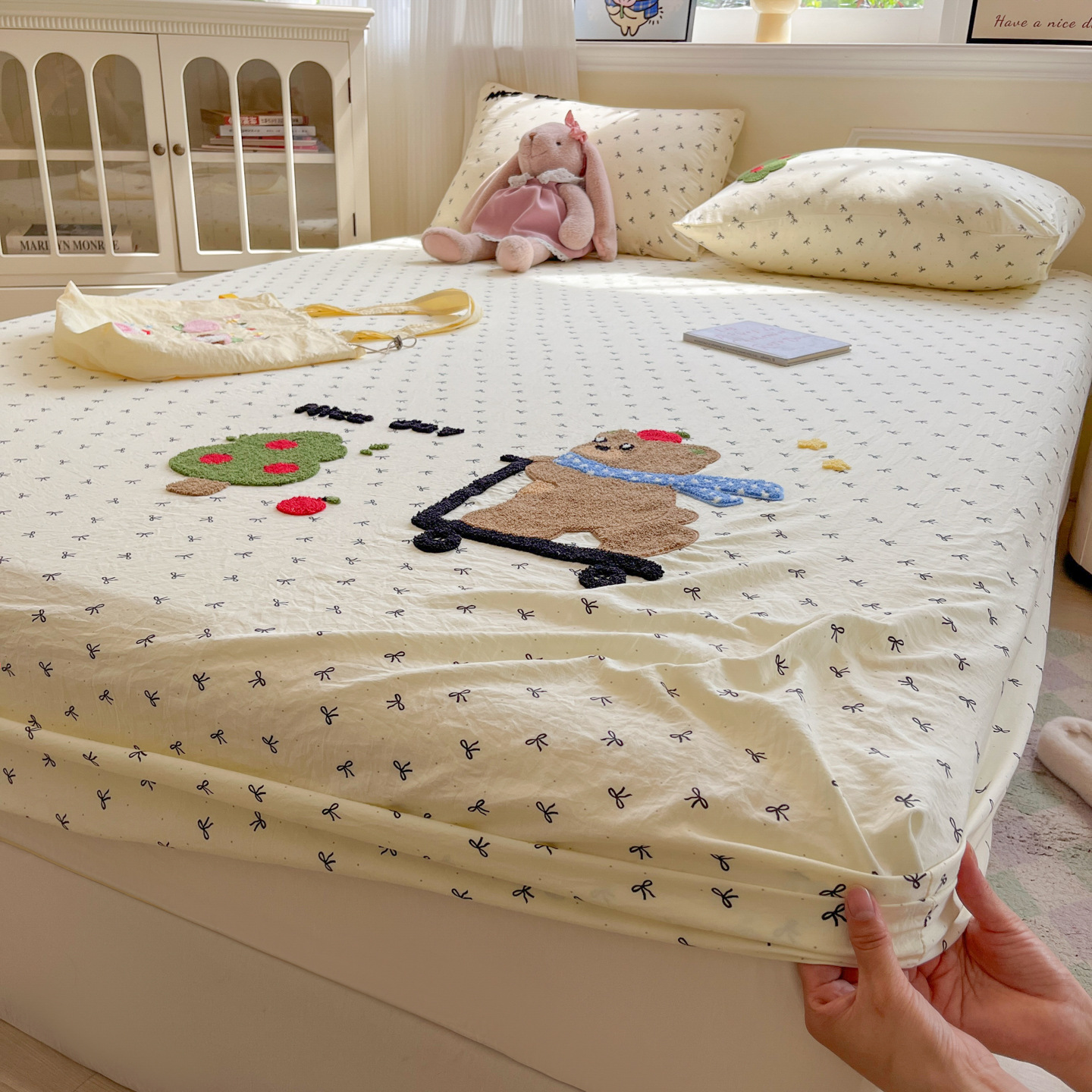 Washed Cotton Towel Embroidered Fitted Bed Sheets Single Piece Anti-Slip Bed Bed Sheets Three-Piece Set Simmons Mattress Protector Dustproof Bed Cover