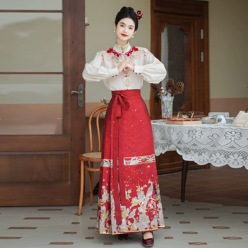 Новая китайская тяжелая промышленная вышивка павлин плетет золотую юбку с конским лицом в китайском стиле