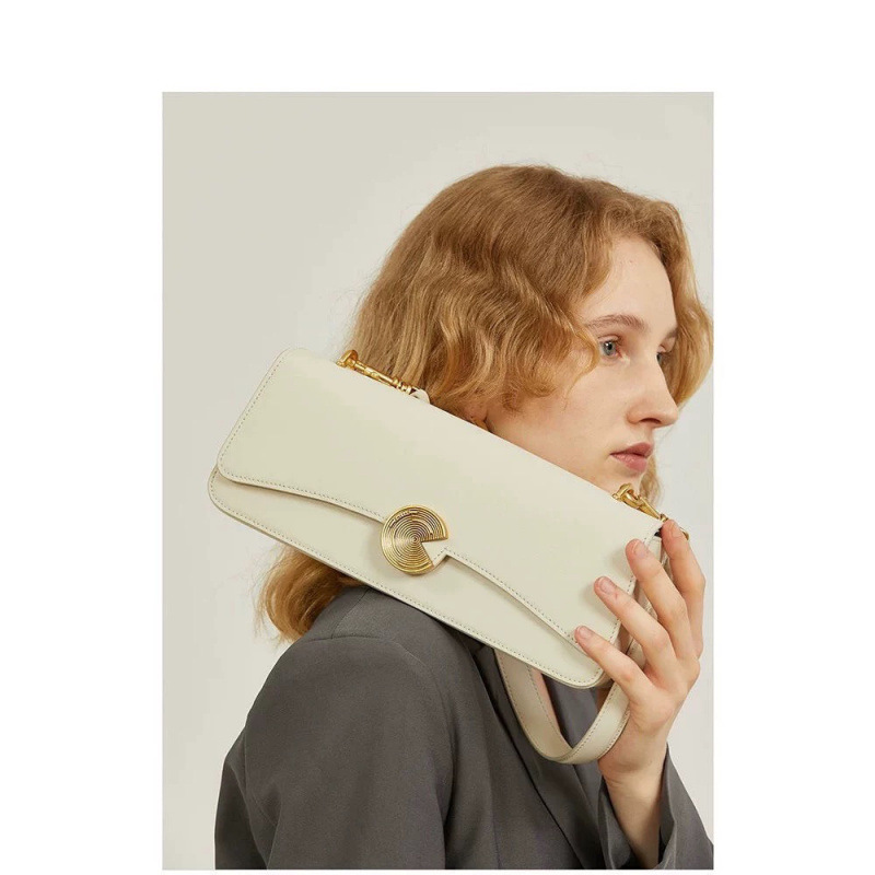 French Style Square Shoulder Bag For Women Versatile Small Handbag_voghion.com