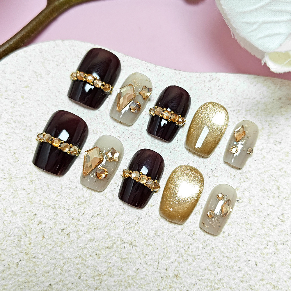 Dulce cielo estrellado, uñas de uñas de ojo de gato, 10 piezas hechas a mano, escalera corta, parche de uñas de diamantes, armadura de vestir de gran venta