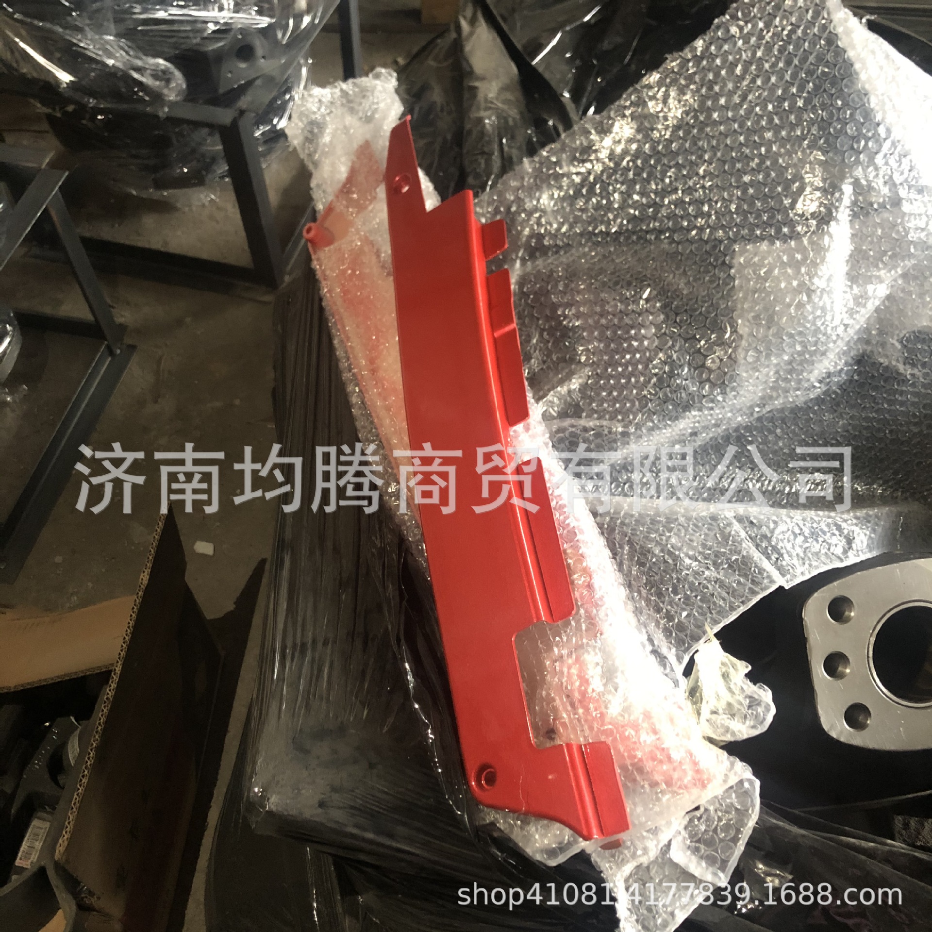2项WG1651113051铰链装饰板总成