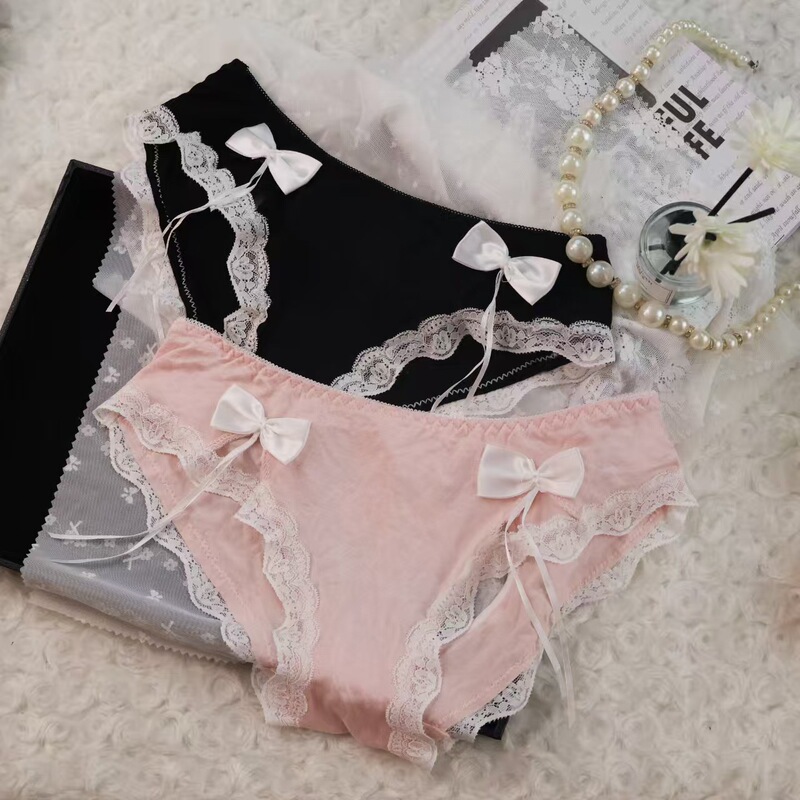 Sexy Pure Desire Hollow-Out Heart-Shaped Lace-Trimmed Panties with Bow, Mid-Waist Comfortable Hip-Lifting Cotton Underwear for Women Sexy Pure Desire Hollow-Out Heart-Shaped Lace-Trimmed Panties with Bow, Mid-Waist Comfortable Hip-Lifting Cotton Underwear for Women