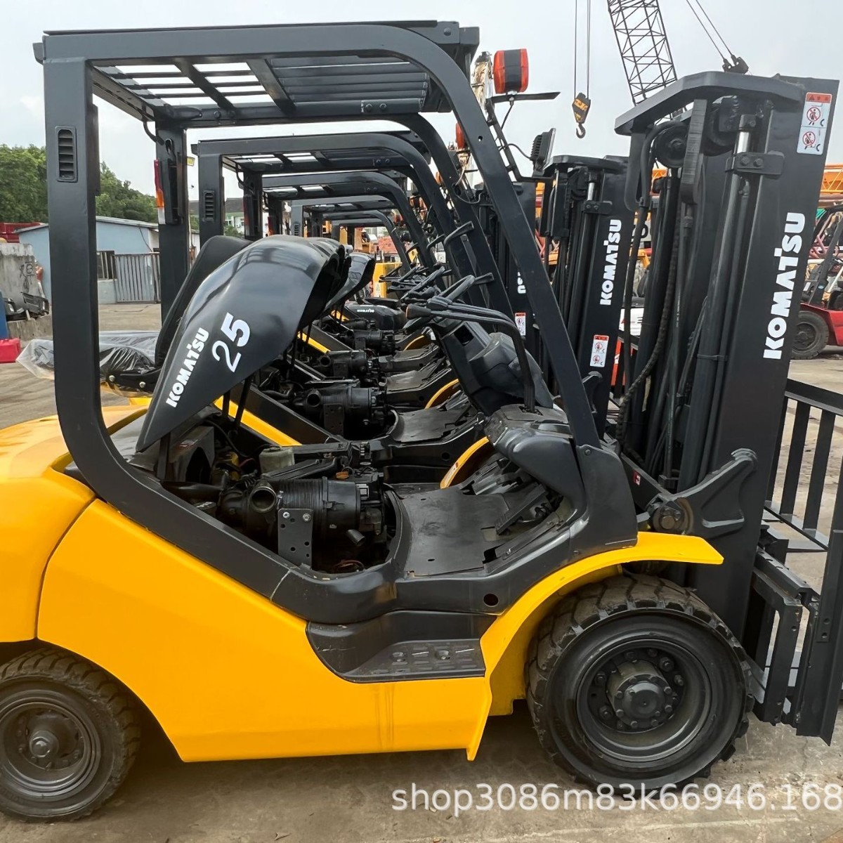 外贸全进口小松2.5吨5吨 8吨 10吨15吨 25吨30吨45吨各种型号叉车