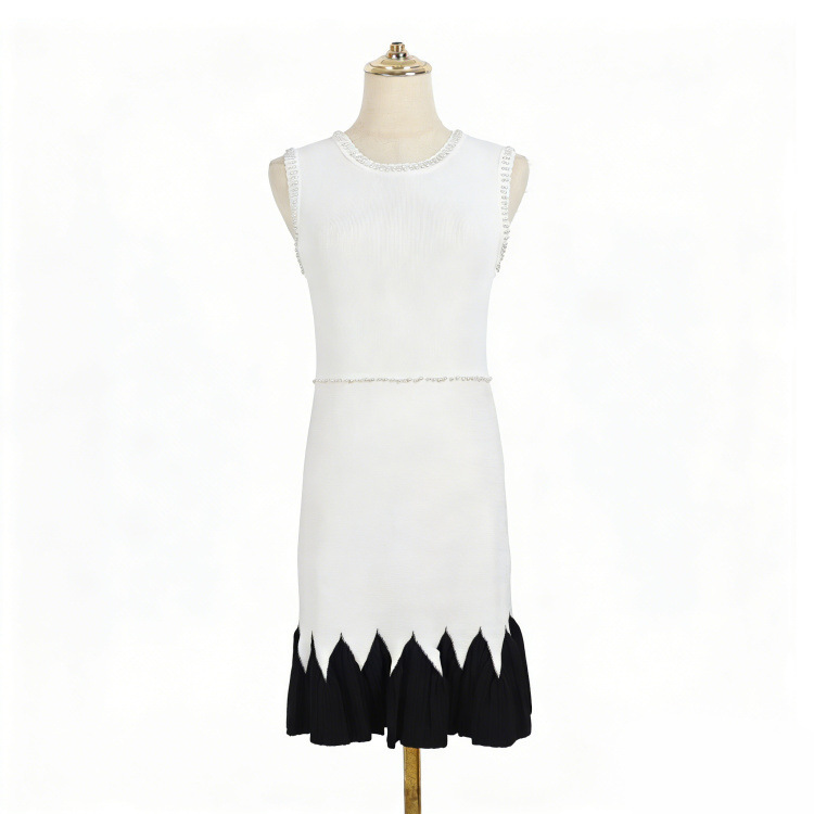 Black and White Color-Blocked Knitted Dress, One-Piece Drop-Shipping Round Neck Pearl-Trimmed Ruffle Fishtail Mid-Length Tank Dress for Women