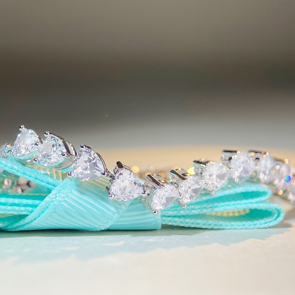 Retro Heart Shape Sterling Silver Plating Zircon Bangle 1 Piece