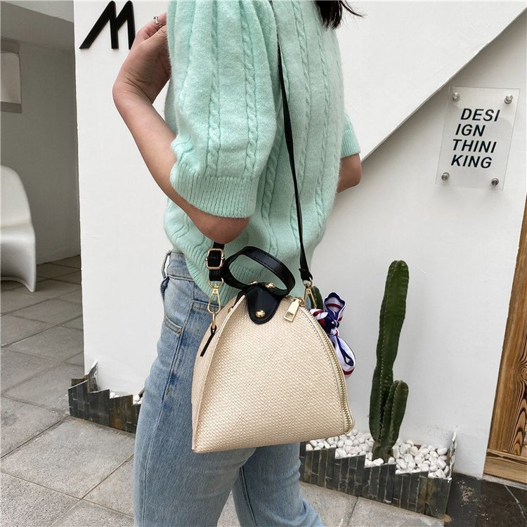 Korean Woven Messenger Shoulder Silk Scarf Bag display picture 16