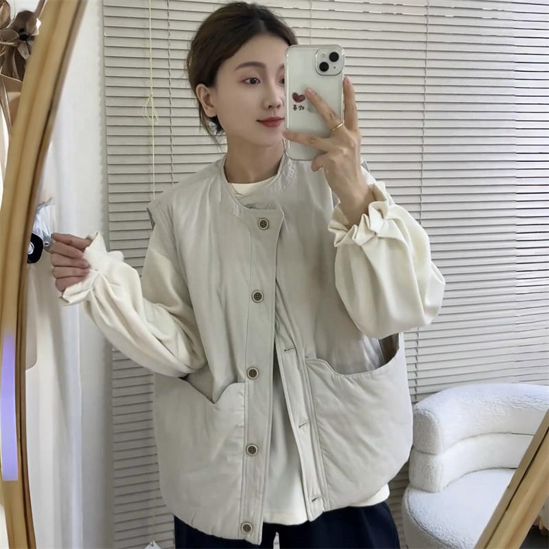 Japanese-Style Simple Retro Loose Large Pocket Cotton Vest Jacket for Women 2025 Autumn and Winter New Thickened Quilted Top Trendy