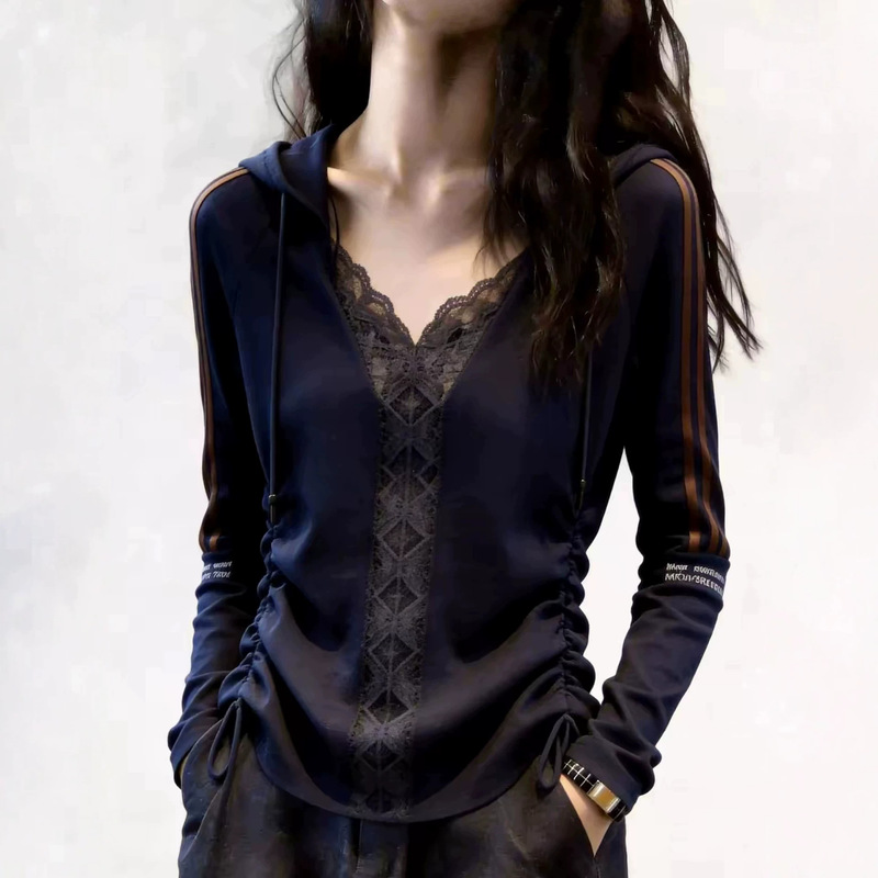 2026 Autumn New French Lace Patchwork Hooded Top Women's Fashion Slimming Long Sleeve T-Shirt A14350 2026 Autumn New French Lace Patchwork Hooded Top Women's Fashion Slimming Long Sleeve T-Shirt A14350
