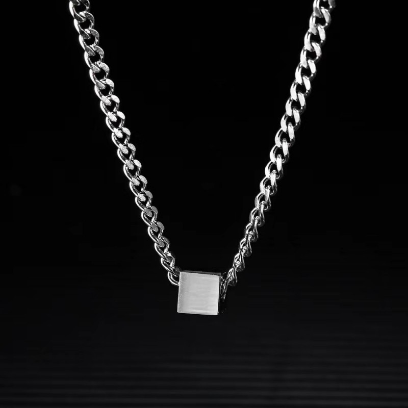 Nytt fyrkantigt halsband i titanstål, trendigt herr- och damerhalsband, enkelt och coolt, personligt hänge i koreansk version, hiphop-stil_voghion.com