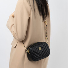 �ļ��¿���Ƥ���朗lС�����羳�r�аٴ��֙C���μ�б��μ�Ů��