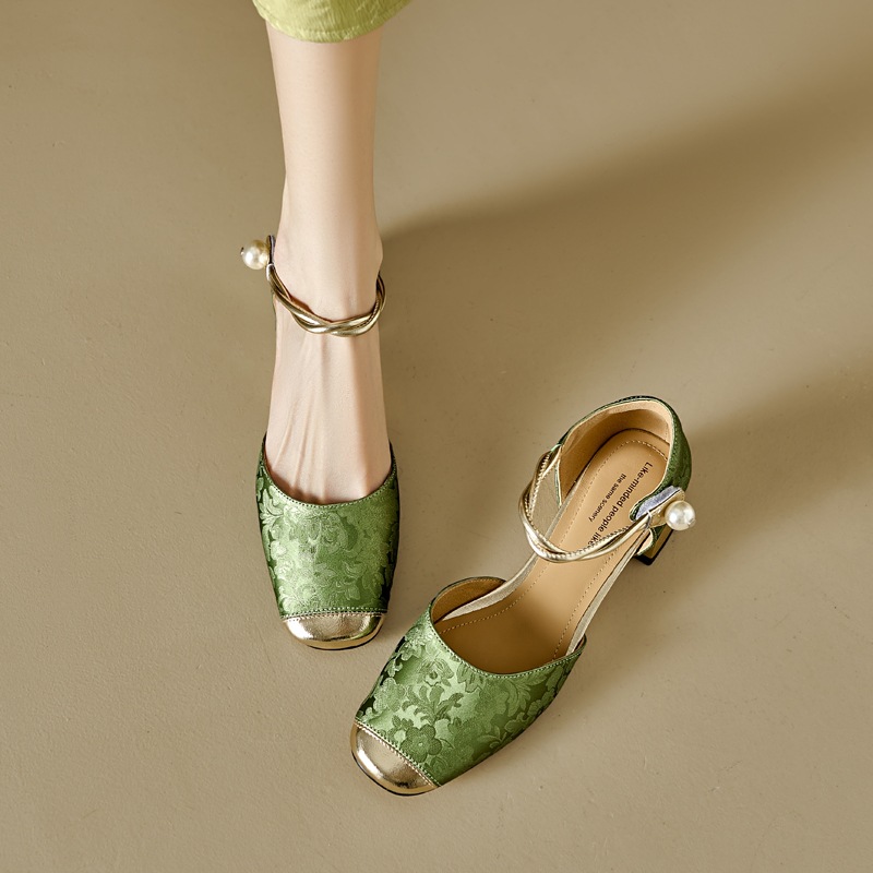 Sandal cao gót nữ bít mũi da bò phong cách Trung Hoa mới, quai ngang một dây, gót vuông ổn định — Màu xanh lá