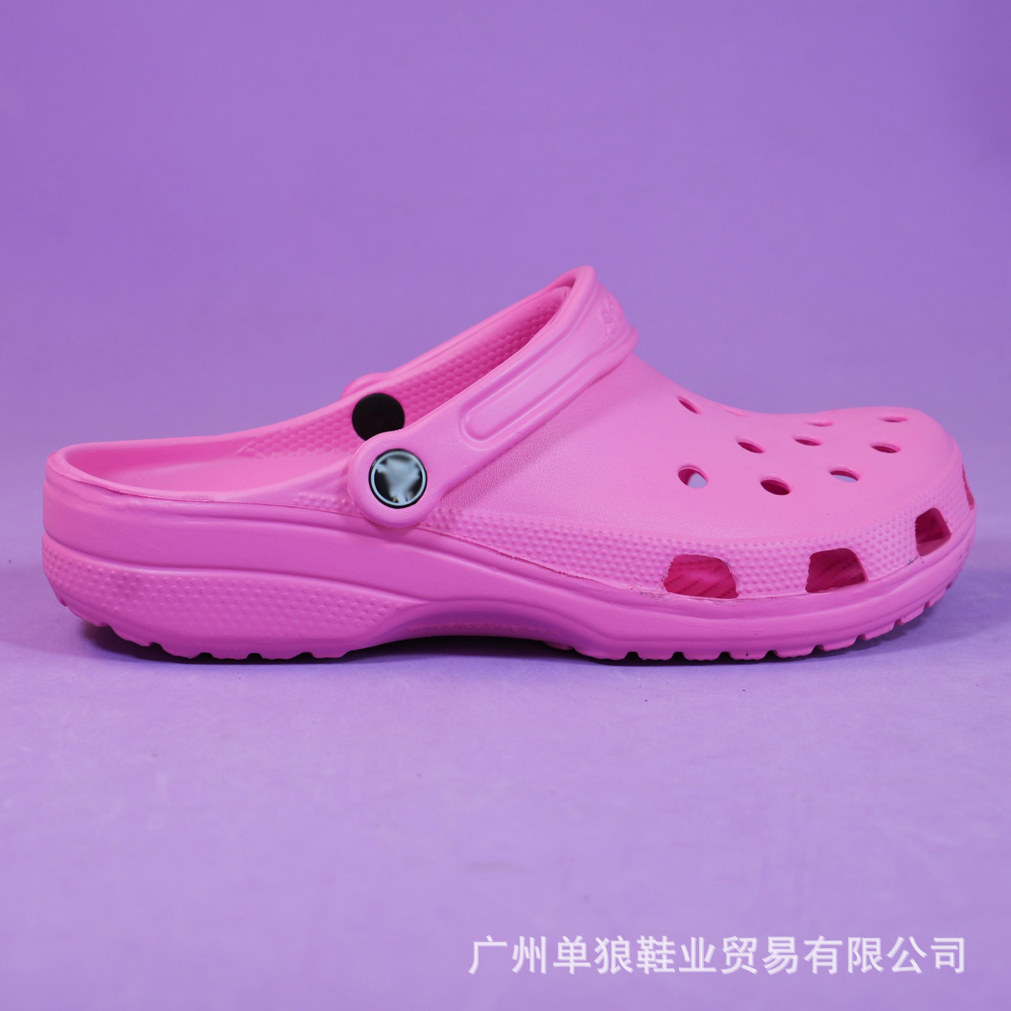 Estrellas etiquetadas de verano EVA zapatos de agujero casuales antideslizantes para mujeres zapatillas antiodorantes para parejas al aire libre sandalias