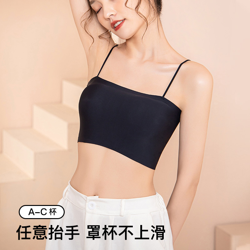 宝娜斯は胸の下着の女性を拭いて、跡のない美背は光の小さい胸を防ぎます。