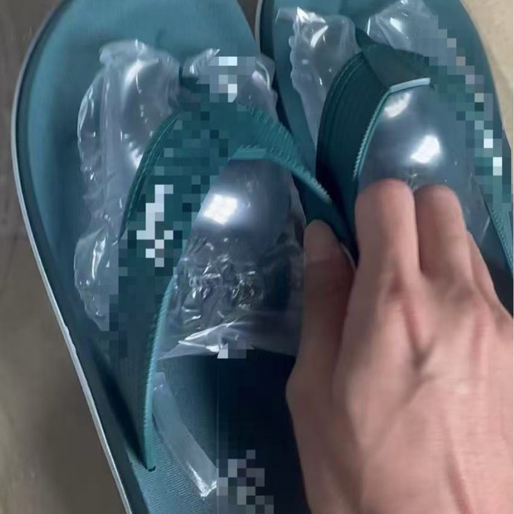 Flip-Flops for Men, Non-Slip, Anti-Odor, Wear-Resistant, Outdoor Beach Sandals for Men, High-Quality Home Use, Thick-Soled Thong Sandals