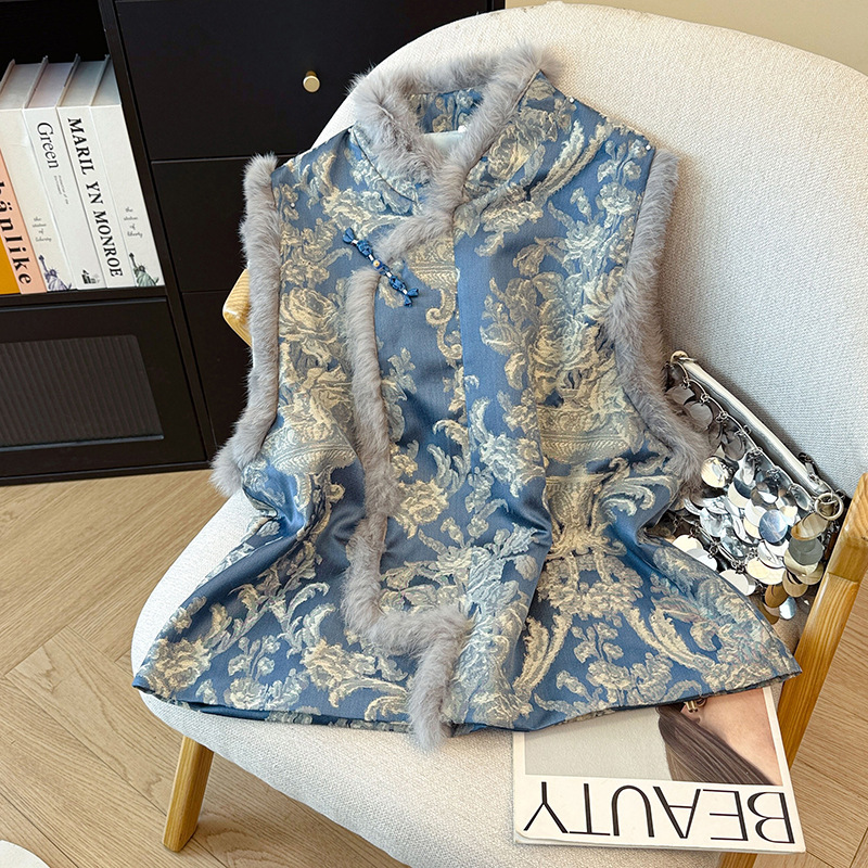 New Chinese-Style Blue Diagonal Collar Vest with Rabbit Fur and Real Fur Patchwork, Padded and Thickened, Sleeveless Outerwear with a Traditional Chinese Style for Winter