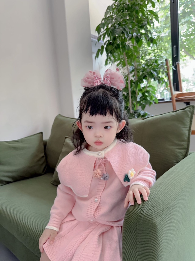 Κοριτσίστικο Πουλόβερ 2023 Φθινόπωρο Νέο Μοντέρνο Κορεάτικο Μονόχρωμο Πλεκτό Φούστα με Μεγάλο Γιακά, Σετ Δύο Τεμαχίων_voghion.com