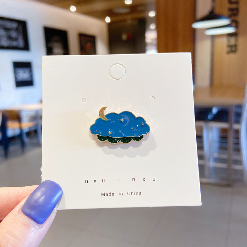 Dibujos animados lindo estilo japonés aceite goteo broche ins personalidad de moda escote femenino insignia pin accesorios nicho medalla decorativa