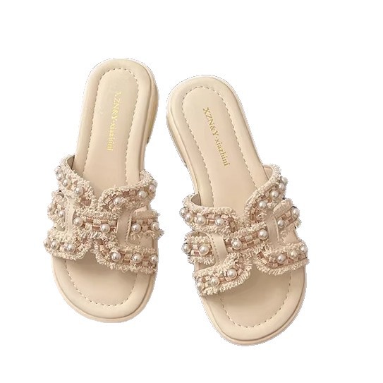 Explosión de verano nuevo arroz blanco pequeño viento perla fría zapatillas para mujeres que usan zapatillas casuales antideslizantes de fondo suave image 5