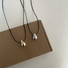 个性冷淡风水滴吊坠项链2025新款小众设计感可调节秋冬百搭毛衣链