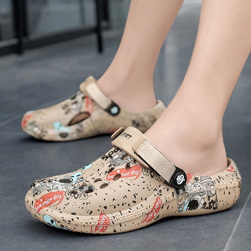 Men's Summer Slip-on Sandals, Wide Size, Dual-Wear, Graffiti Design, Thick Sole with Gritty Texture, Water-Resistant Beach Shoes