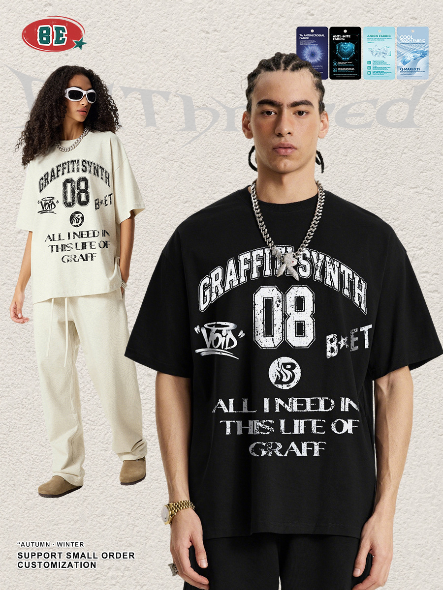 Be Hombres| American Street Graffiti College Style Retro Made Old Lavable Shoulder Suelt T-shirt para hombres y mujeres image 4