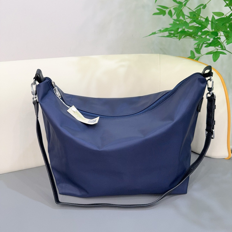 slouchy尼龙斜挎包女休闲单肩包牛皮中号大容量饺子包百搭手提|undefined