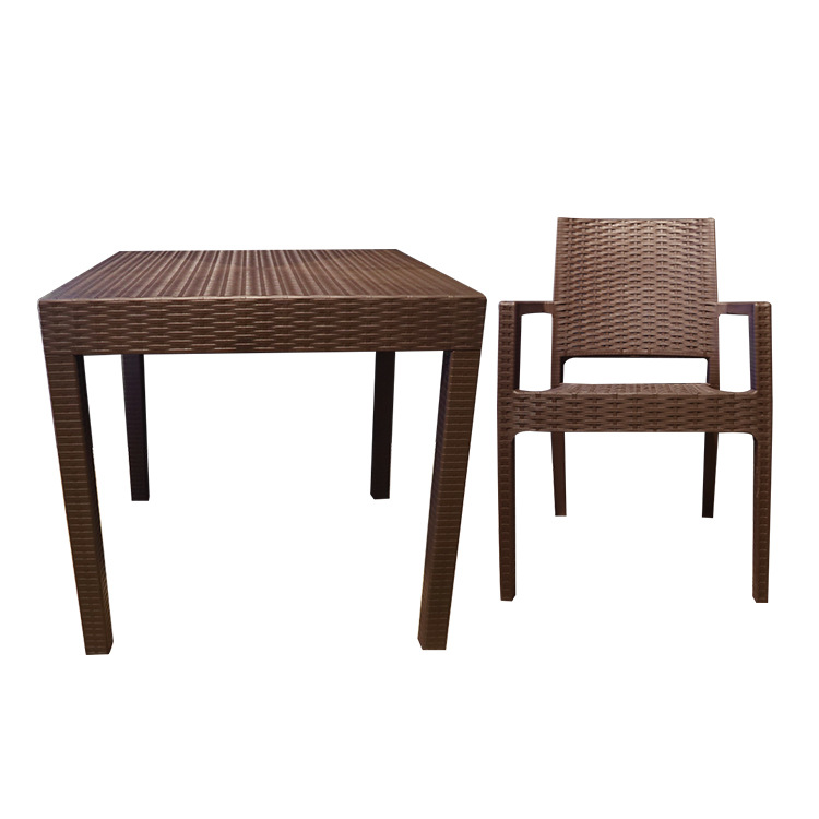 Silla de comedor de rattan exportada reposabrazos silla de caña ligera de lujo alta sensación de mesa de comedor respaldada