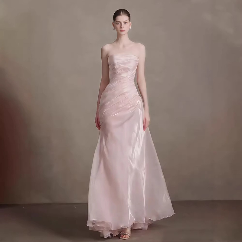 French-Style Pink Fairy-Style Strapless Light Wedding Dress with a Stunning Elegant Look, Perfect for Birthday Parties, Long Gown for Brides, and Wedding Toast Dresses French-Style Pink Fairy-Style Strapless Light Wedding Dress with a Stunning Elegant Look, Perfect for Birthday Parties, Long Gown for Brides, and Wedding Toast Dresses