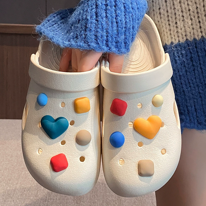 Летняя пещерная обувь медсестра 2024 новый внешний вид дышащий пляж на открытом воздухе мультфильм милые Баотоу холодные тапочки