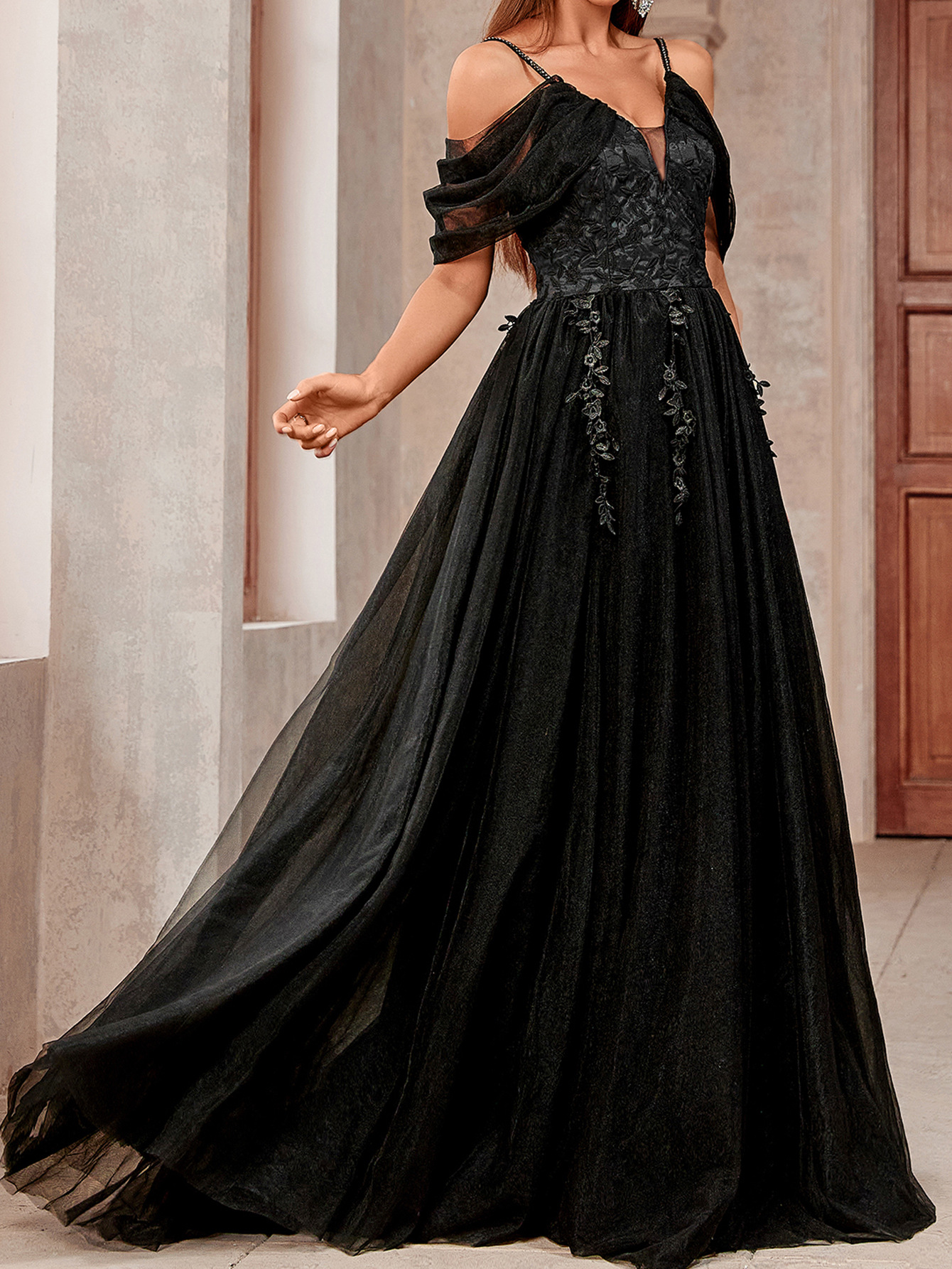 Comercio exterior europeo y americano nuevo vestido de novia Amazon sexy cabestrillo malla encaje gran swing boda novia vestido de novia al por mayor