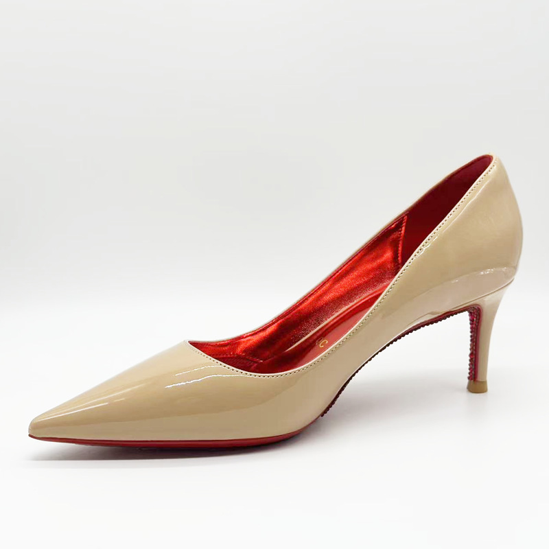 Nude red with red bottom diamond 6cm (all inclusive)