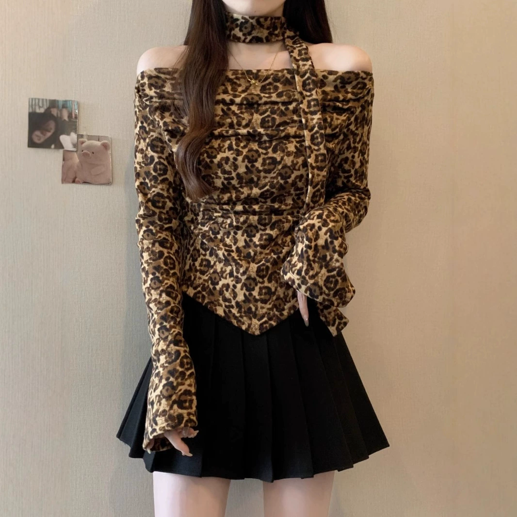 Модный тренд дизайн чувство шейный воротник топ женский весенний и осенний стеллажи с тонкими рогами футболка с длинными рукавами