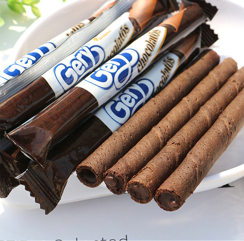 Indonesian imported Gery Chilly Filled Coconut Cheese Chocolate Cookies, Best Selling Imported Snacks for Supermarkets, Wholesale