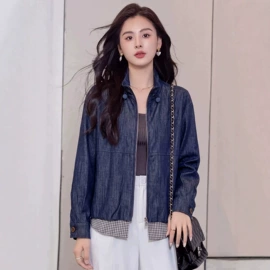 小西装;半身裙;女式衬衫