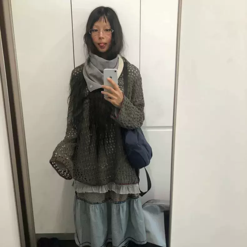 生C 2026春季新韩国东大门宽松圆领镂空网眼叠穿长袖针织衫上衣女