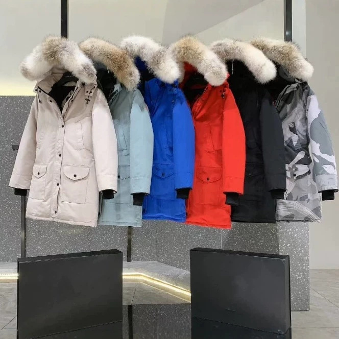 Canada Goose Down Jacket 07 Canadian Expedition Model, Thickened with Wolf Fur, Women's Parka Coat, Mid-Length 6660LA